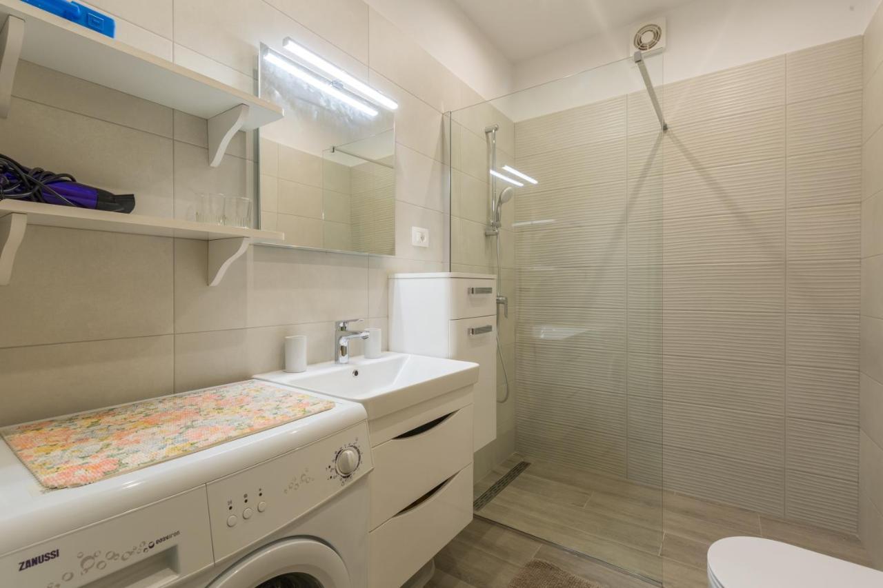Apartments With A Parking Space Kukci, Porec - 7166 Nova Vas  Exterior foto